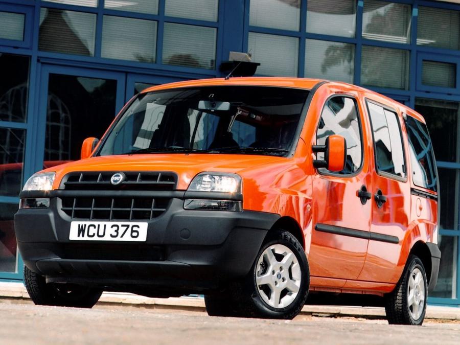  Fiat Doblo Panorama 2000 года  (UK) (фото 9 из 10)